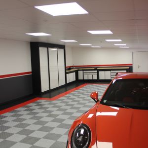 DiamondDeck garage